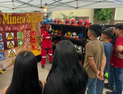 Se adentran familias al Pabellón Minero Infantil